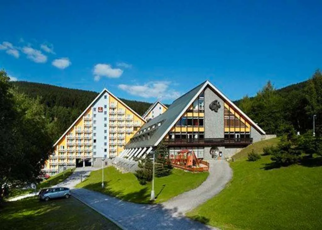 Pinia Hotel & Resort Špindlerŭv Mlýn 4*,  Tsjechië